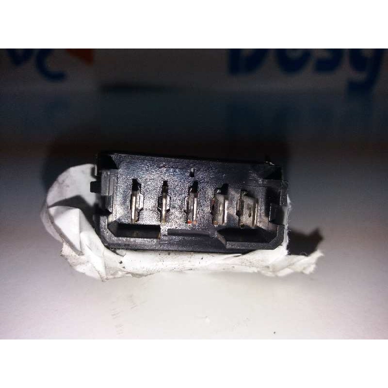 MANDO ELEVALUNAS DELANTERO IZQUIERDO 6552TA  - imagen 2
