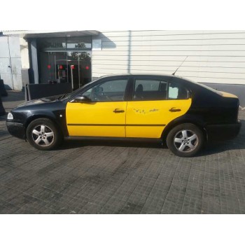SKODA OCTAVIA BERLINA (1U2)