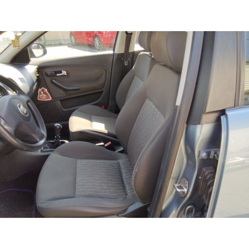 SEAT IBIZA III (6L1) - imagen 6