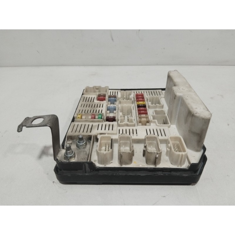 CAJA RELES / FUSIBLES 8200481866  - imagen 1