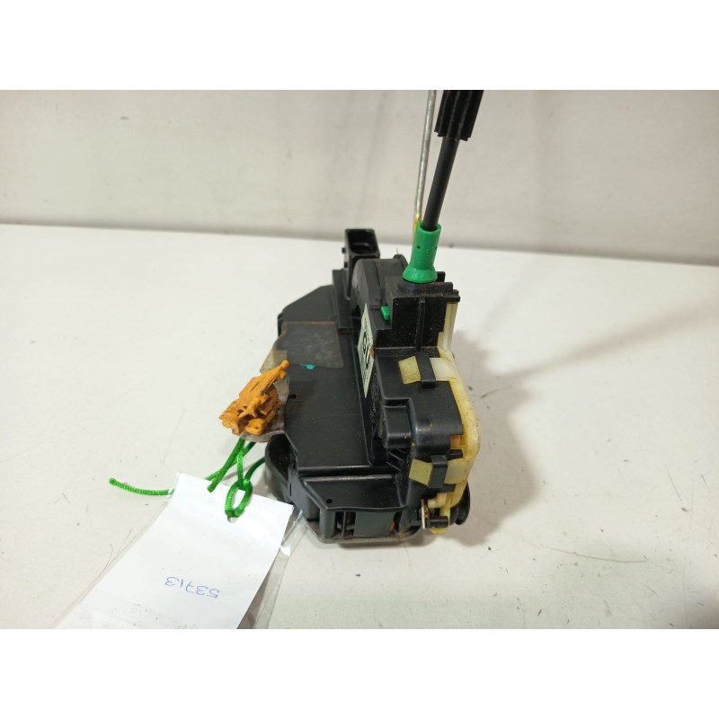 CERRADURA PUERTA TRASERA DERECHA 13578023  - imagen 2