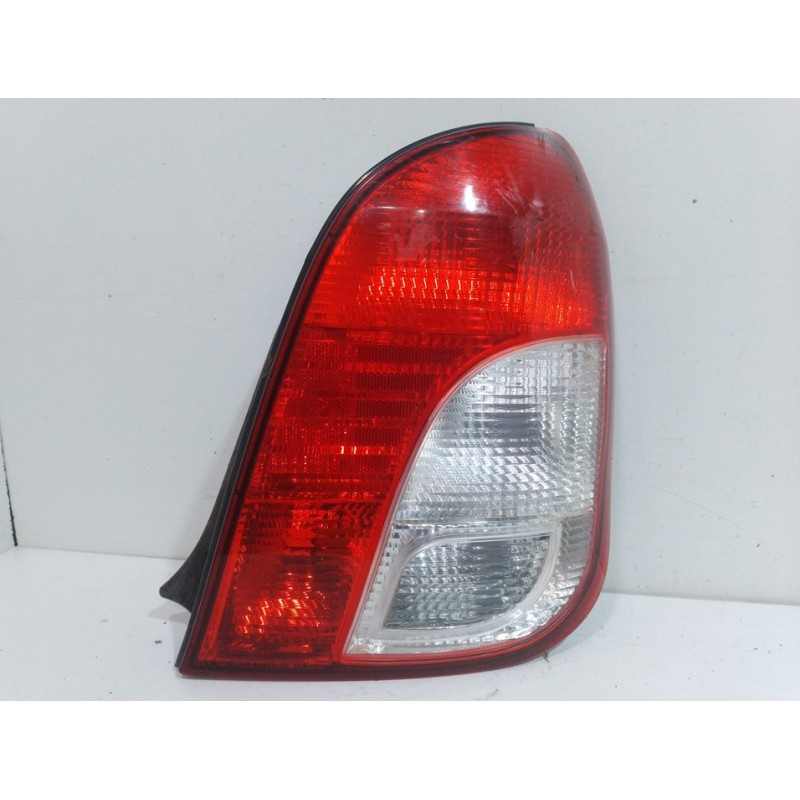 PILOTO TRASERO DERECHO 0K2JB51150A 