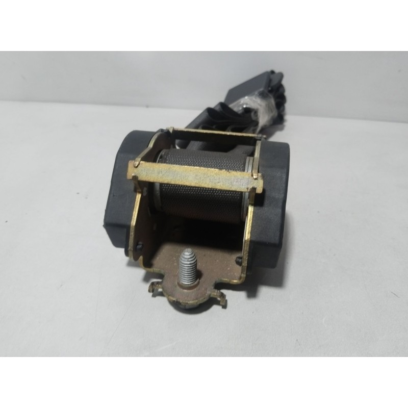 CINTURON SEGURIDAD TRASERO CENTRAL A6021704  - imagen 2