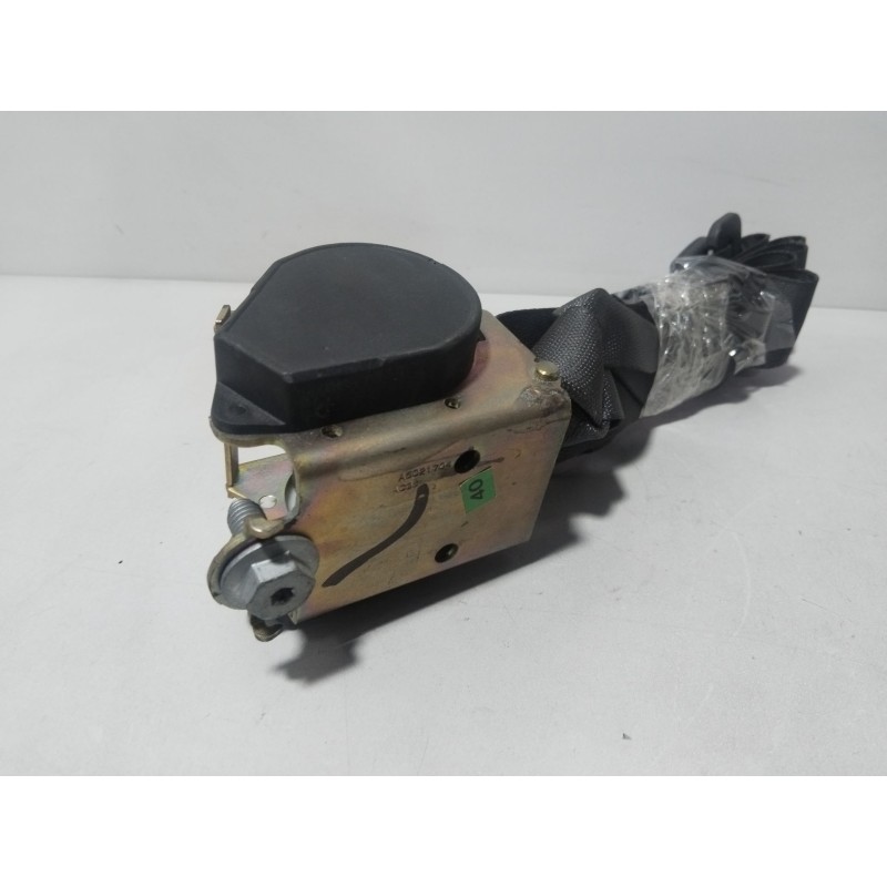 CINTURON SEGURIDAD TRASERO CENTRAL A6021704  - imagen 4