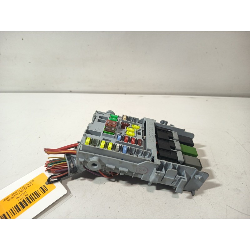 CAJA RELES / FUSIBLES 13222786  - imagen 1