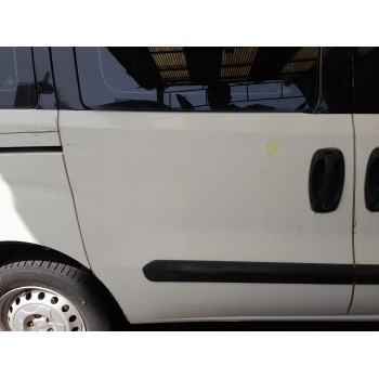 PUERTA TRASERA DERECHA 51814869 