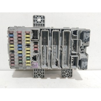 CAJA RELES / FUSIBLES SMGG320 E300FFNT