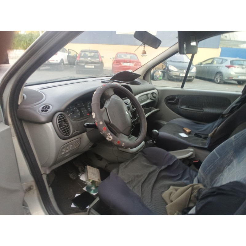 RENAULT SCÉNIC I MONOSPACE (JA0/1_, FA0_) - imagen 5