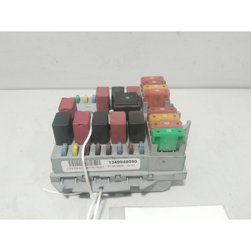 CAJA RELES / FUSIBLES 1349948080  - imagen 3