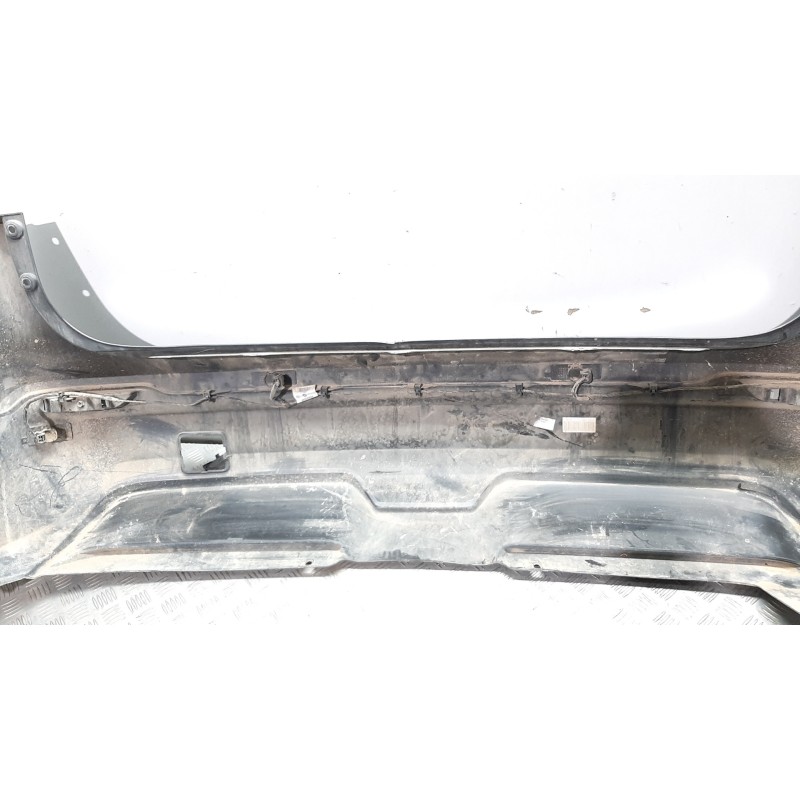 PARAGOLPES TRASERO GRIS  - imagen 2