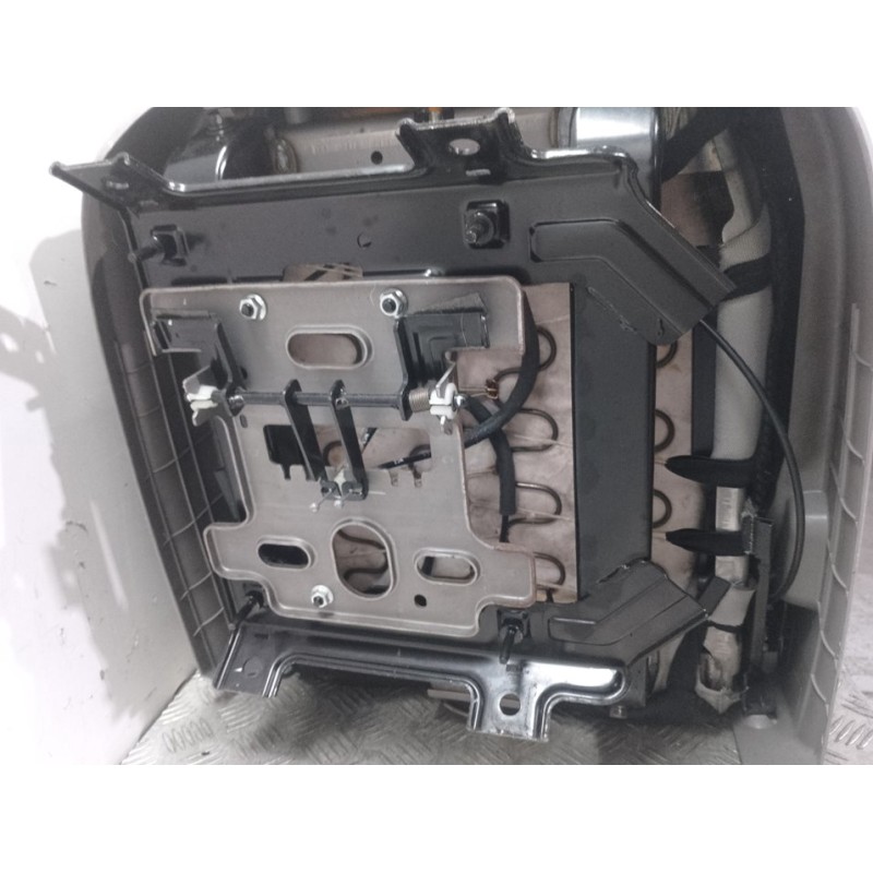 ASIENTO TRASERO IZQUIERDO  - imagen 2