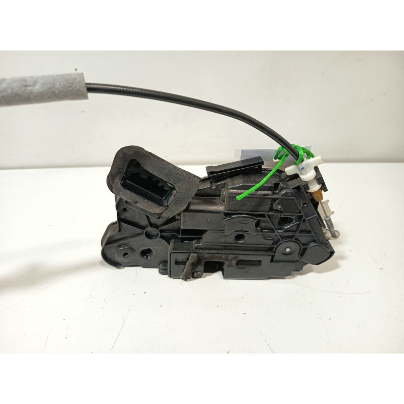 CERRADURA PUERTA DELANTERA IZQUIERDA 5TB837015E  - imagen 4