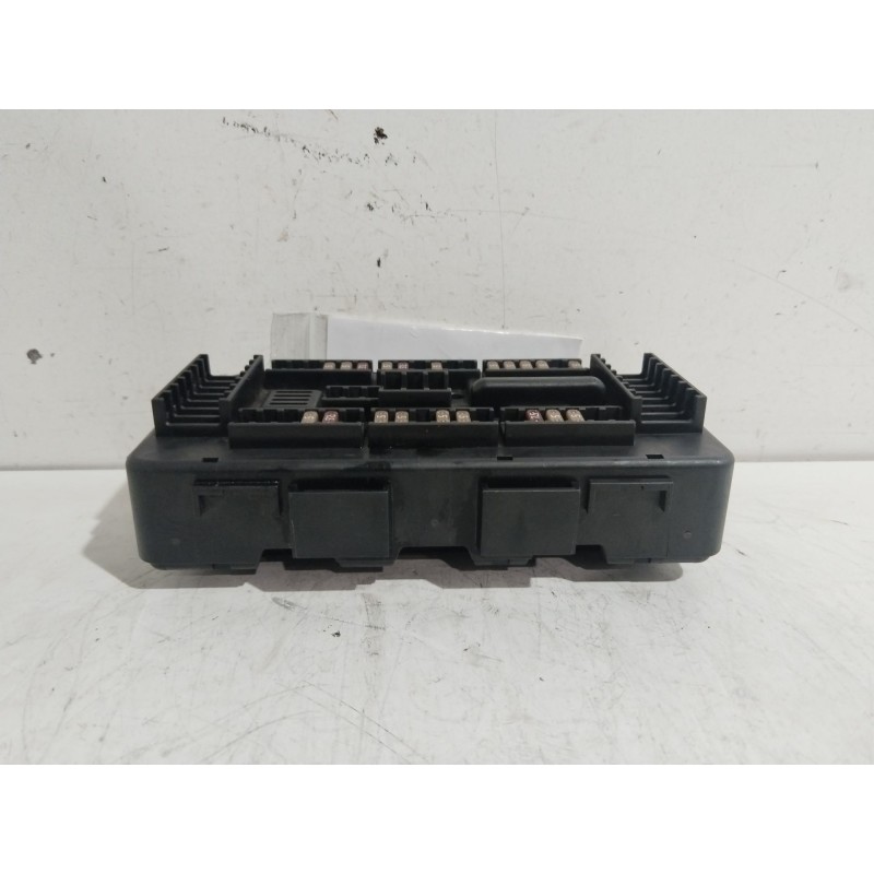 CAJA RELES / FUSIBLES 922487903  - imagen 4