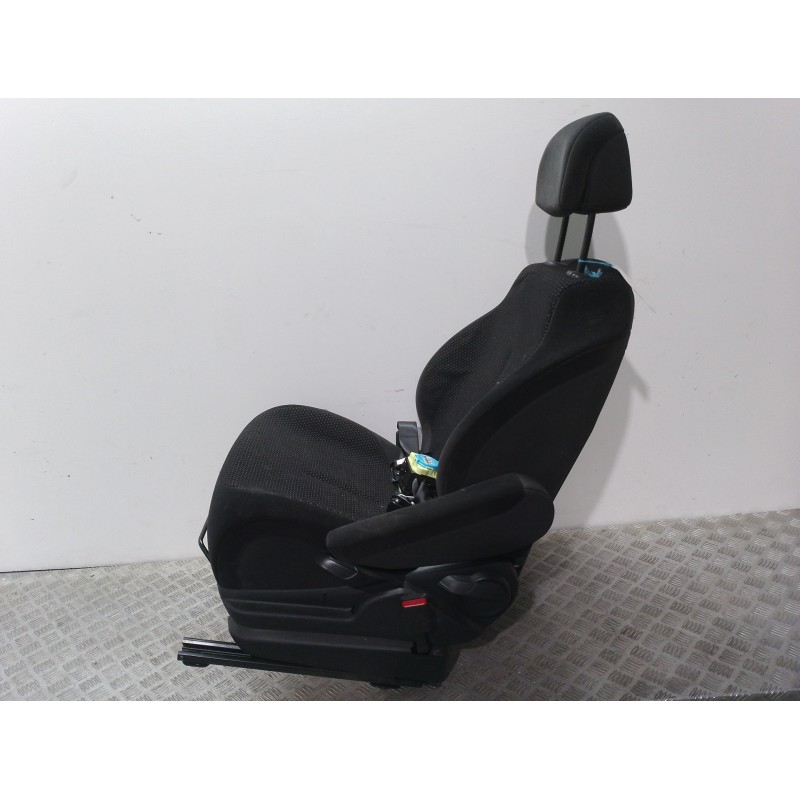 ASIENTO DELANTERO DERECHO NEGRO  - imagen 4
