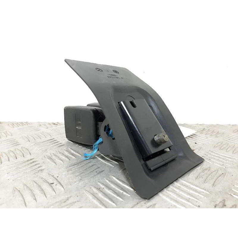 ENGANCHE CINTURON TRASERO CENTRAL 7055957  - imagen 1