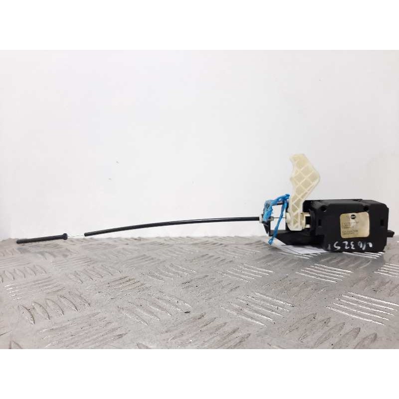 MOTOR TAPA COMBUSTIBLE 7127872A102  - imagen 1