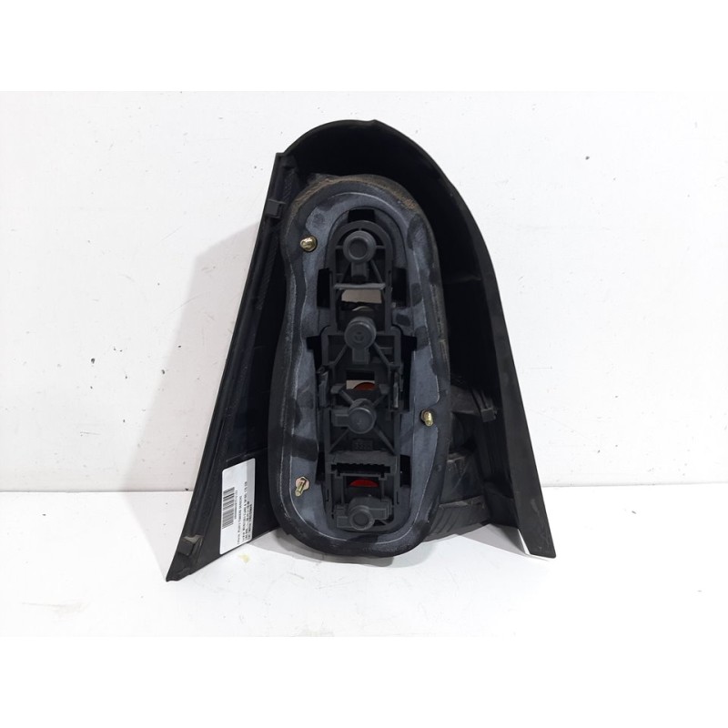 PILOTO TRASERO DERECHO 1688202864R  - imagen 2