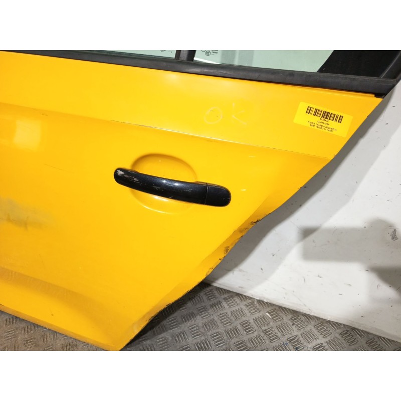PUERTA TRASERA IZQUIERDA 5JA833055B AMARILLO - imagen 2