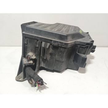 CAJA RELES / FUSIBLES 09115986 