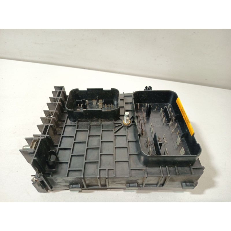 CAJA RELES / FUSIBLES 1K0937124K  - imagen 3