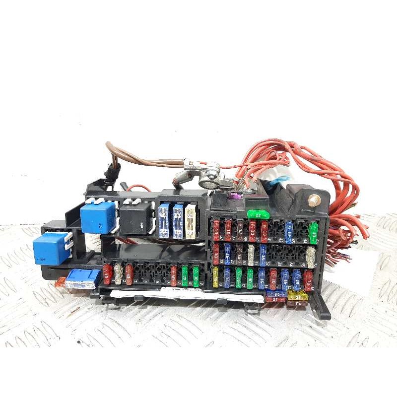 CAJA RELES / FUSIBLES A1685462143  - imagen 1