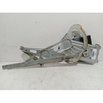 ELEVALUNAS TRASERO IZQUIERDO 827310004R 