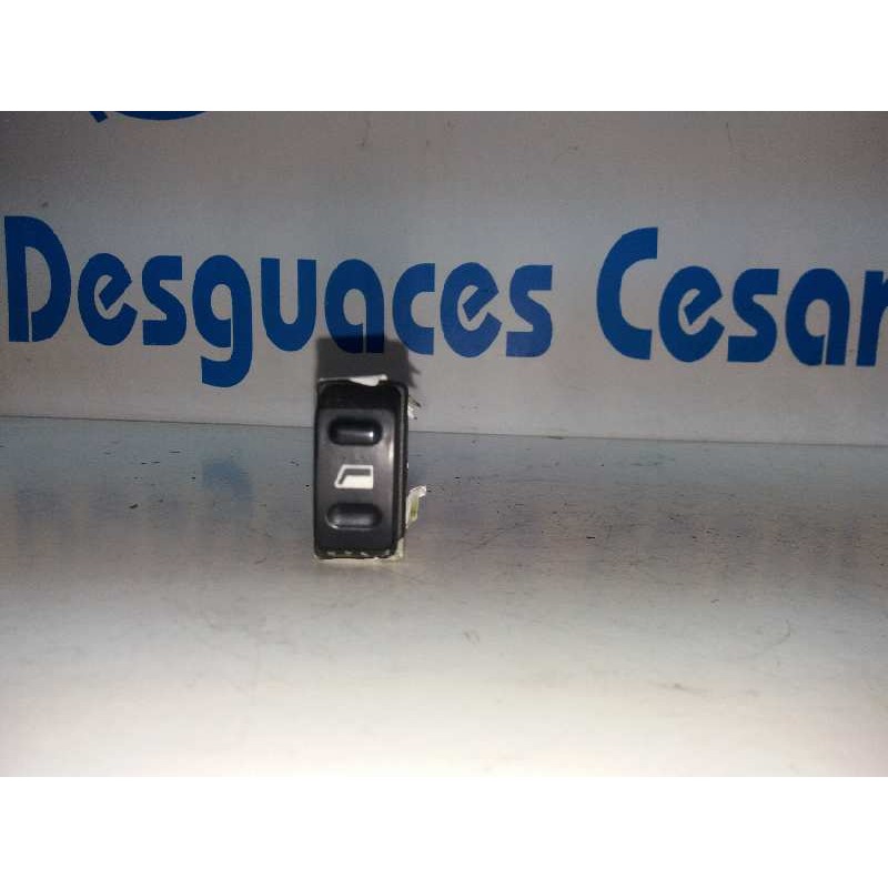 MANDO ELEVALUNAS DELANTERO DERECHO  - imagen 2