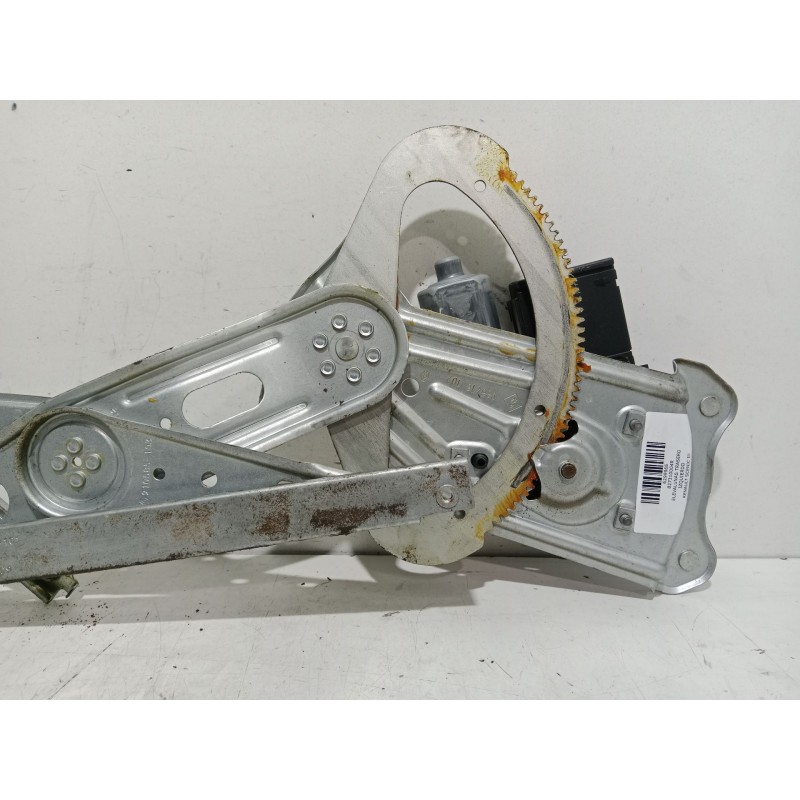 ELEVALUNAS TRASERO IZQUIERDO 827310004R  - imagen 3