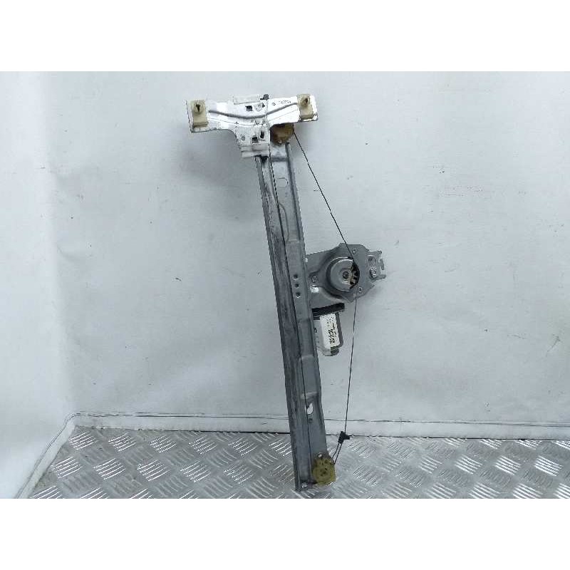 ELEVALUNAS DELANTERO DERECHO ELECTRICO  - imagen 1