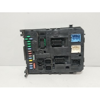 CAJA RELES / FUSIBLES 281197595 9807028580 