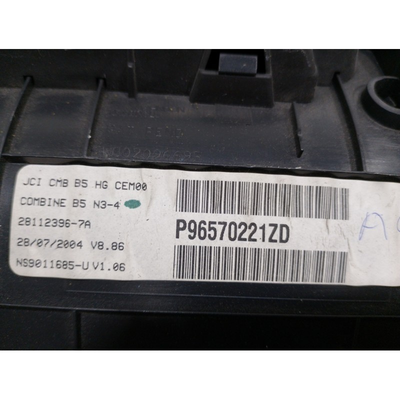 CUADRO INSTRUMENTOS 96570221ZD 28112396  - imagen 4