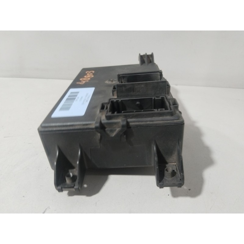 CAJA RELES / FUSIBLES 13279900  - imagen 2