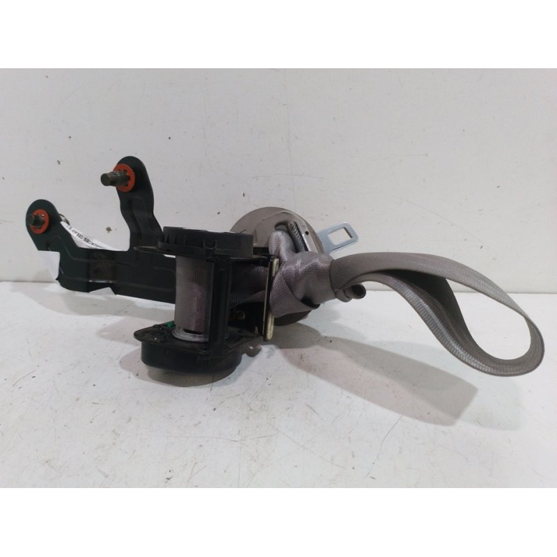 CINTURON SEGURIDAD TRASERO DERECHO 898204D130  - imagen 3