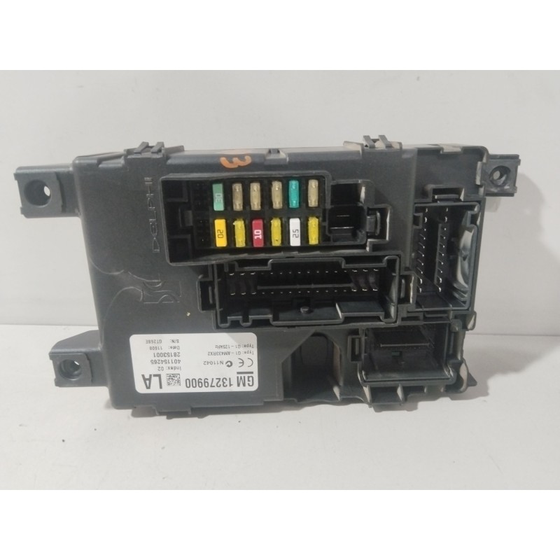 CAJA RELES / FUSIBLES 13279900  - imagen 4
