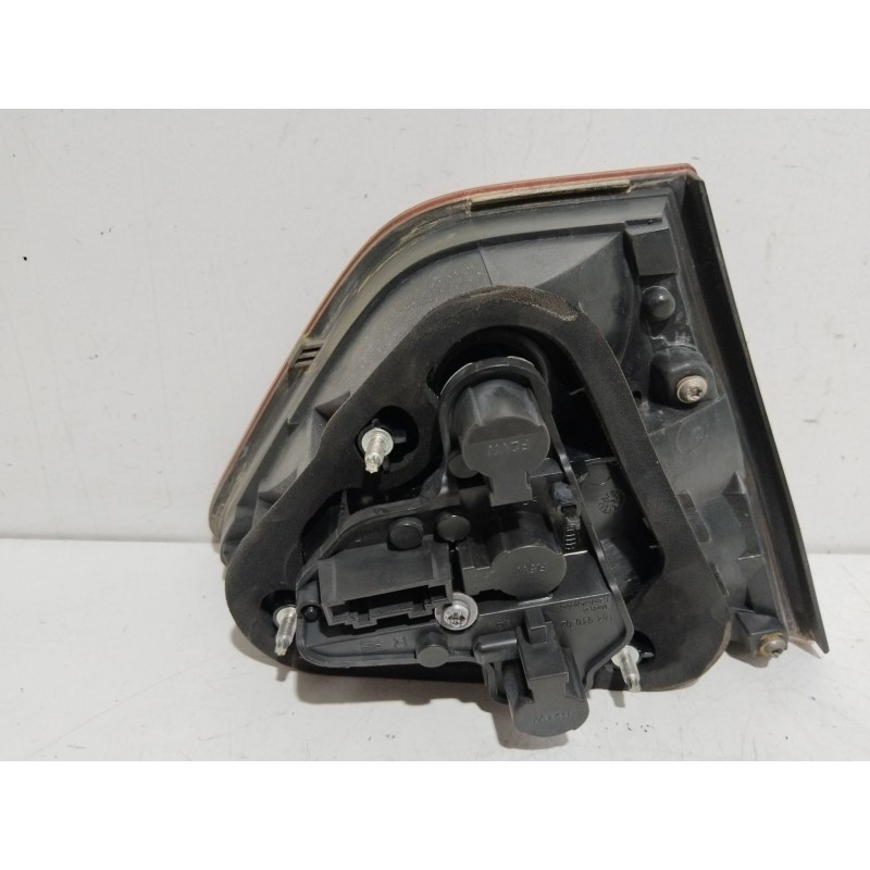 PILOTO PORTON TRASERO DERECHO 6JH945094A  - imagen 3