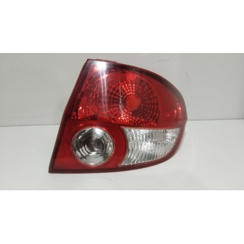 PILOTO TRASERO DERECHO 924021CXXX 