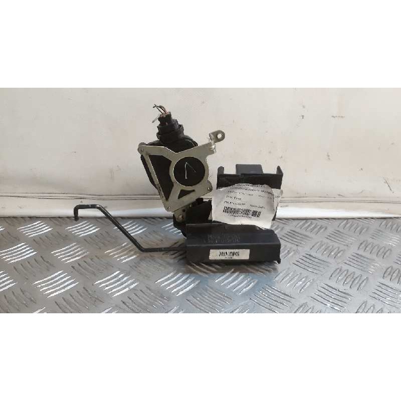 CERRADURA PUERTA TRASERA IZQUIERDA 814111G001  - imagen 1