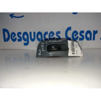 MANDO ELEVALUNAS DELANTERO DERECHO 7700838099 