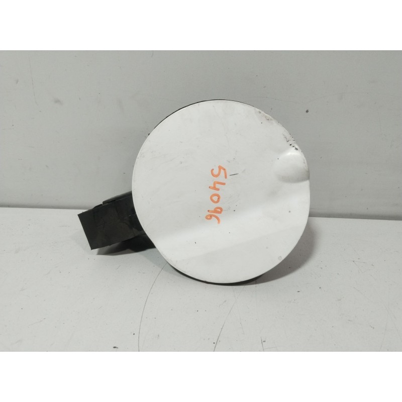 TAPA EXTERIOR COMBUSTIBLE 1353354080  - imagen 2