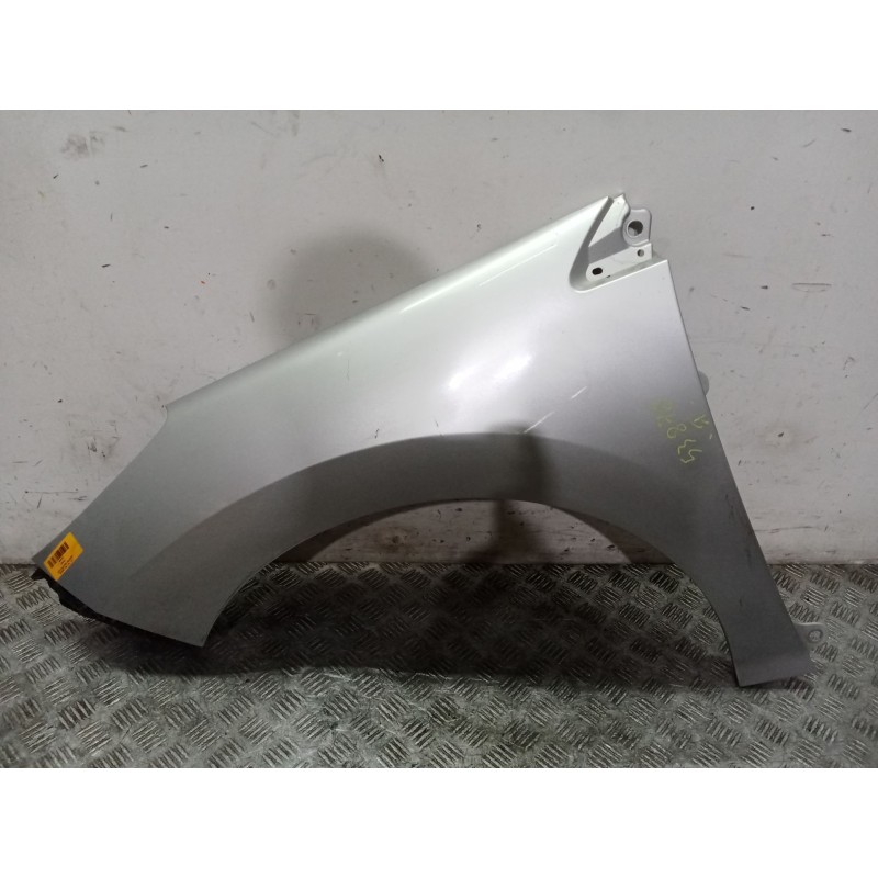 ALETA DELANTERA IZQUIERDA 7840W1 PLATA - imagen 1