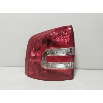 PILOTO TRASERO IZQUIERDO 156651912LR 