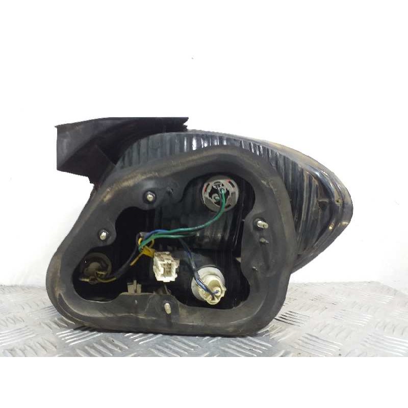 PILOTO TRASERO IZQUIERDO  - imagen 2