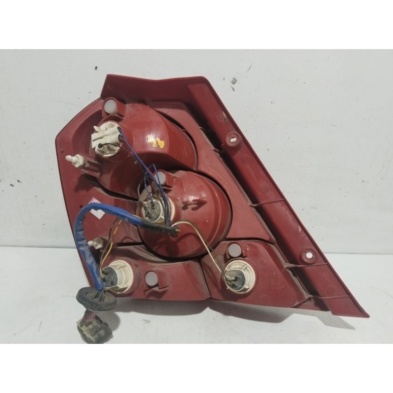 PILOTO TRASERO DERECHO 300267R  - imagen 4
