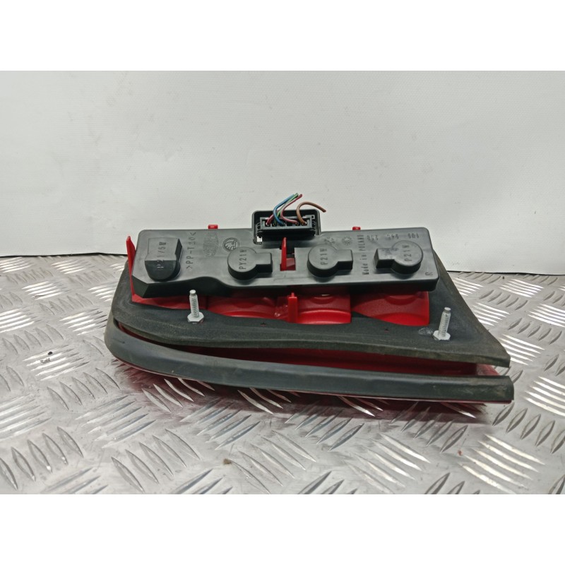 PILOTO TRASERO DERECHO 1U9945096B  - imagen 4