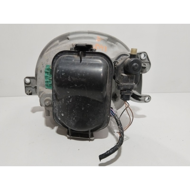 FARO DERECHO 8200022890C  - imagen 3