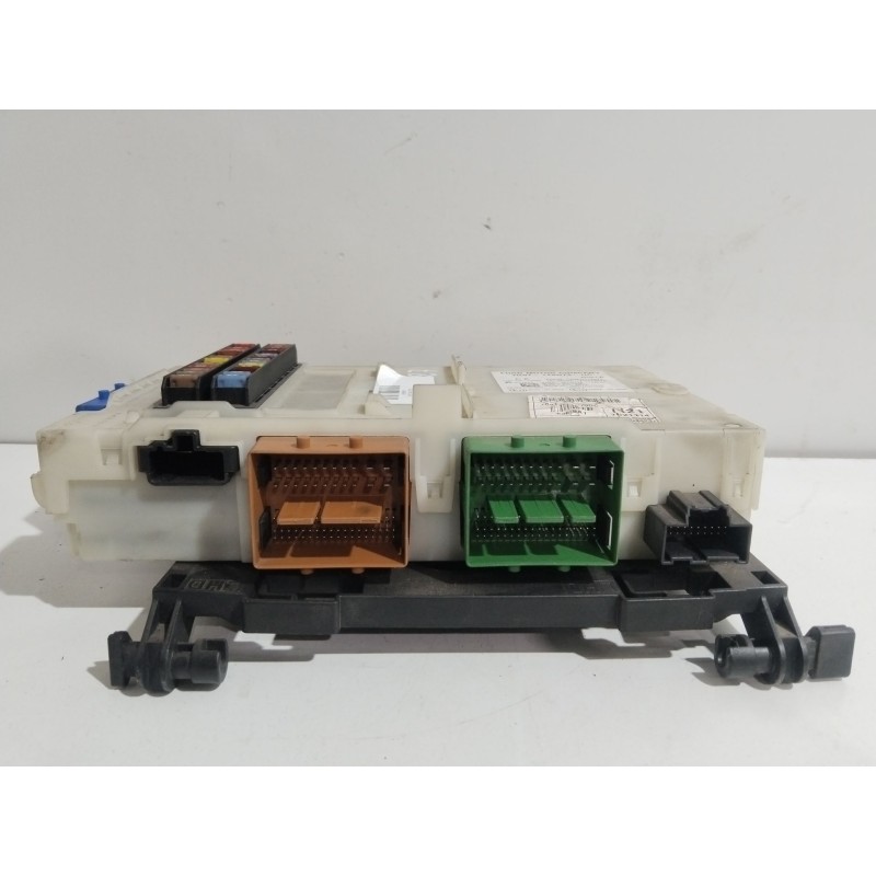 CAJA RELES / FUSIBLES 7G9T14A073DC  - imagen 2