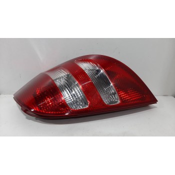 PILOTO TRASERO DERECHO 1698200464R 
