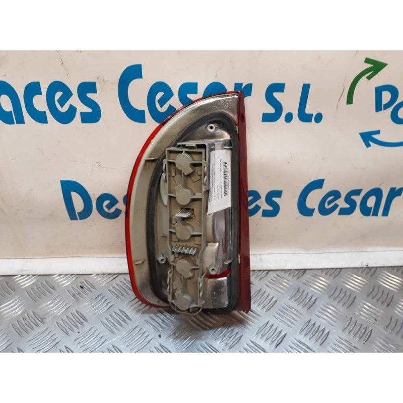 PILOTO TRASERO DERECHO 90444811  - imagen 2