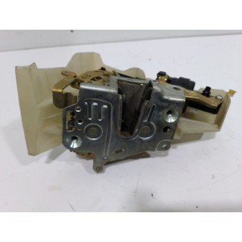 CERRADURA PUERTA TRASERA IZQUIERDA 2027330108  OEM 2027330108
