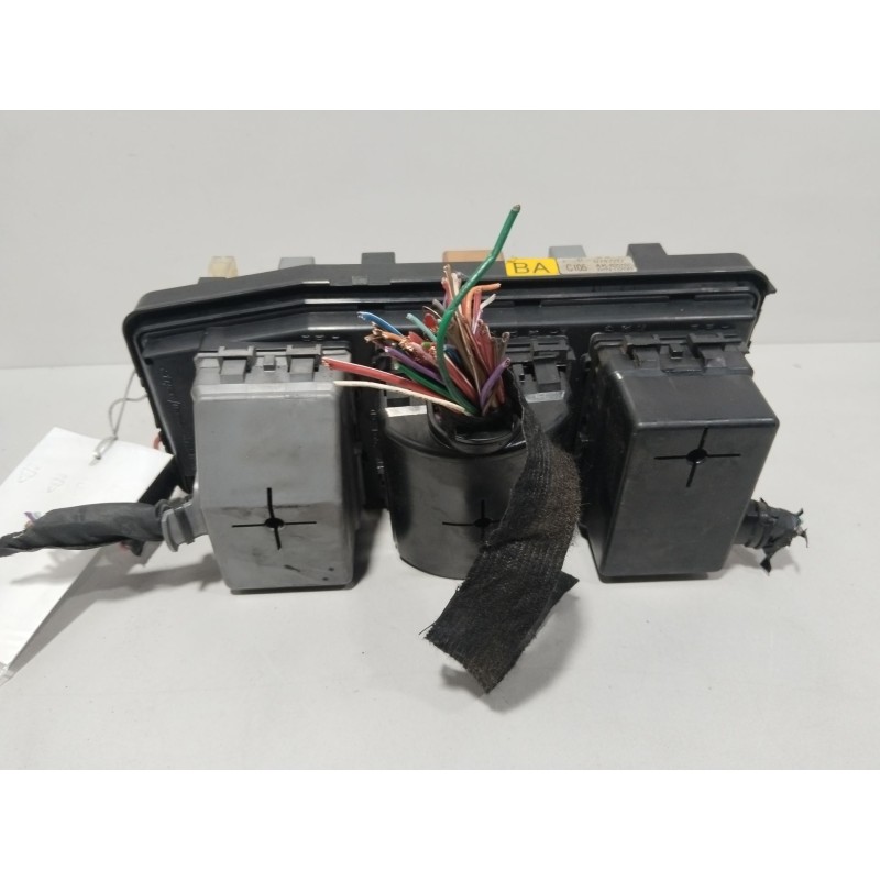 CAJA RELES / FUSIBLES AK62265  - imagen 2